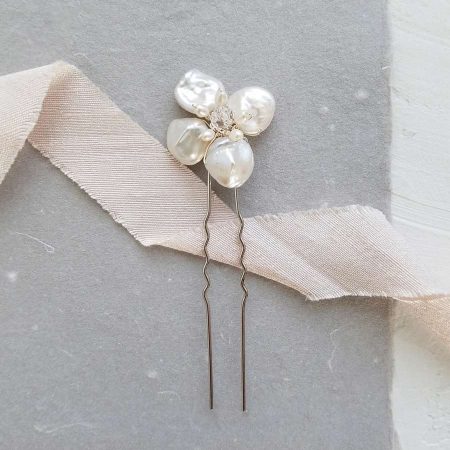 Handmade keshi pearl flower bridal hair pin from Carrie Whelan Designs