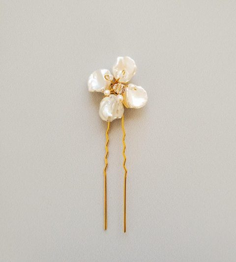AVA pearl flower hair pin - Carrie Whelan Designs